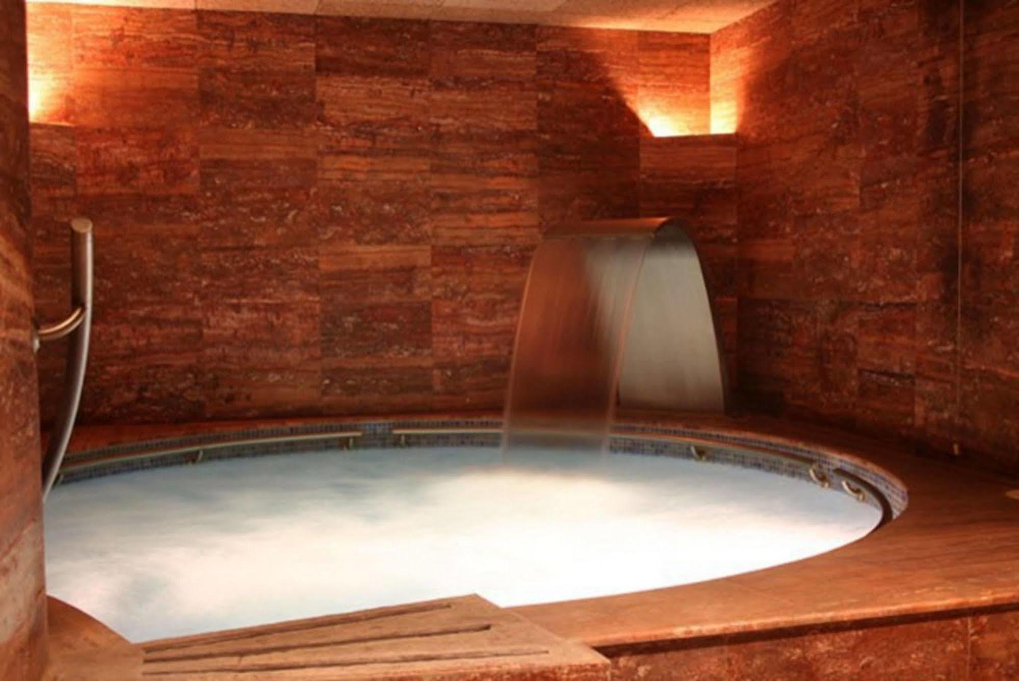 Rvhotels Spa Vila De Caldes - Adults Only Калдес де Монтбуи Екстериор снимка
